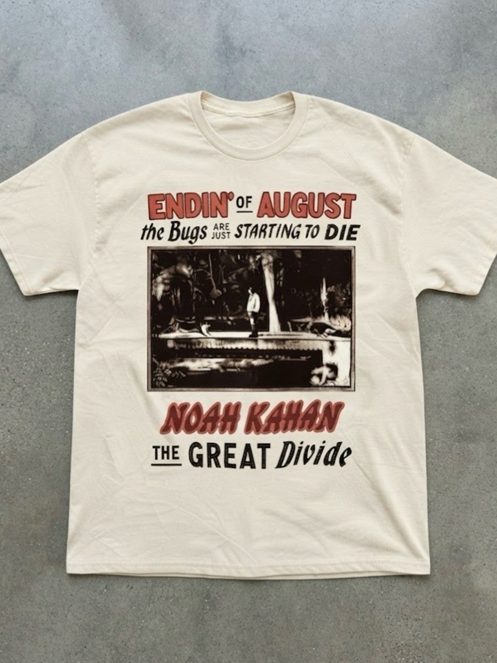 Noah Kahan The Great Divide Tour Graphic Cream Gildan T-shirt